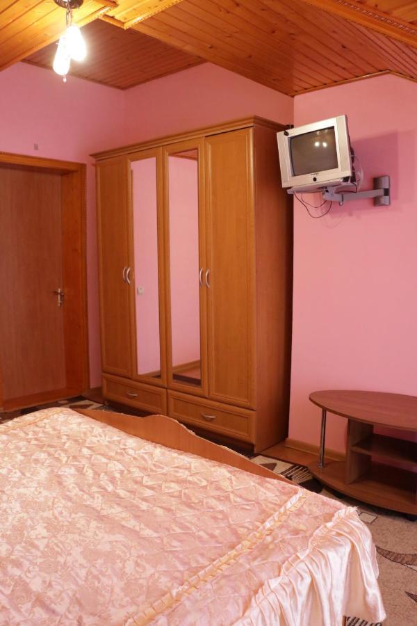 Hotel Karpatskyi Maetok Slavske Exterior foto